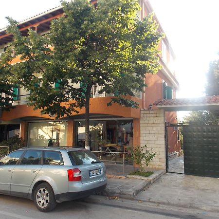 Elvin Apartments Sarandë Eksteriør bilde